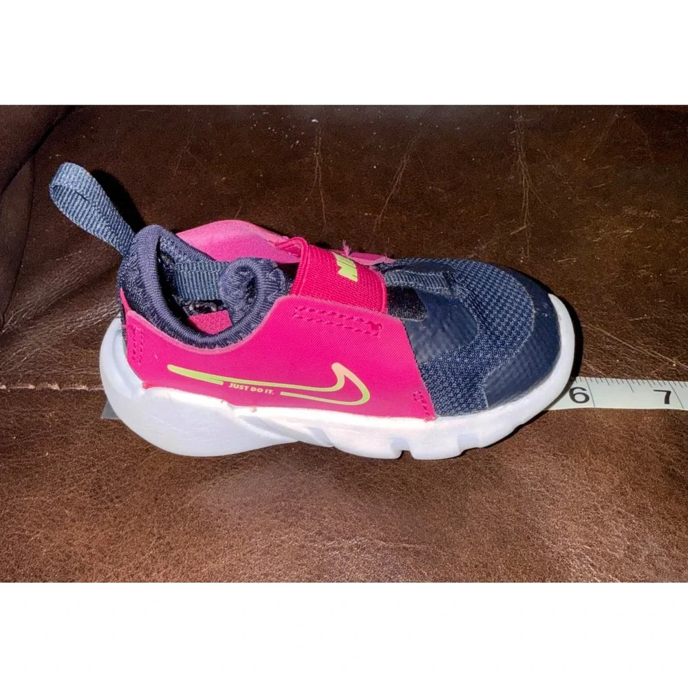 Nike Flex Toddler Girls Pink Navy Blue Sneakers Slip On Shoes Size 4C